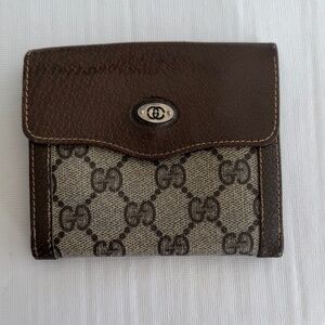 Gucci Vintage GG Canvas Leather Wallet – Good Condition
